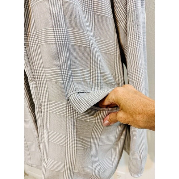 Abercrombie & Fitch Size M Grey Plaid Boyfriend Blazer Jacket Office Minimalist - Picture 3 of 12